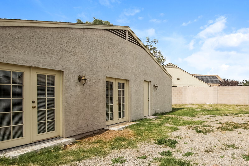 2,015/Mo, 19643 N 12th Pl Phoenix, AZ 85024 Rear View