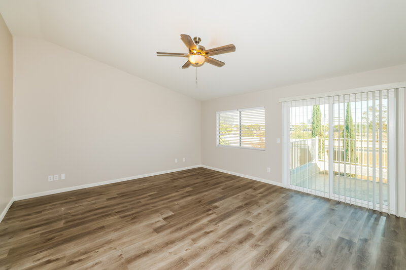 2,740/Mo, 12839 N 57th Ave Glendale, AZ 85304 Main Bedroom View