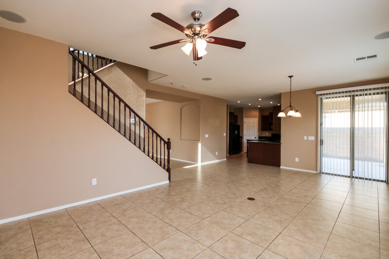 2,640/Mo, 6303 S 43rd Dr Laveen, AZ 85339 Dining Room View
