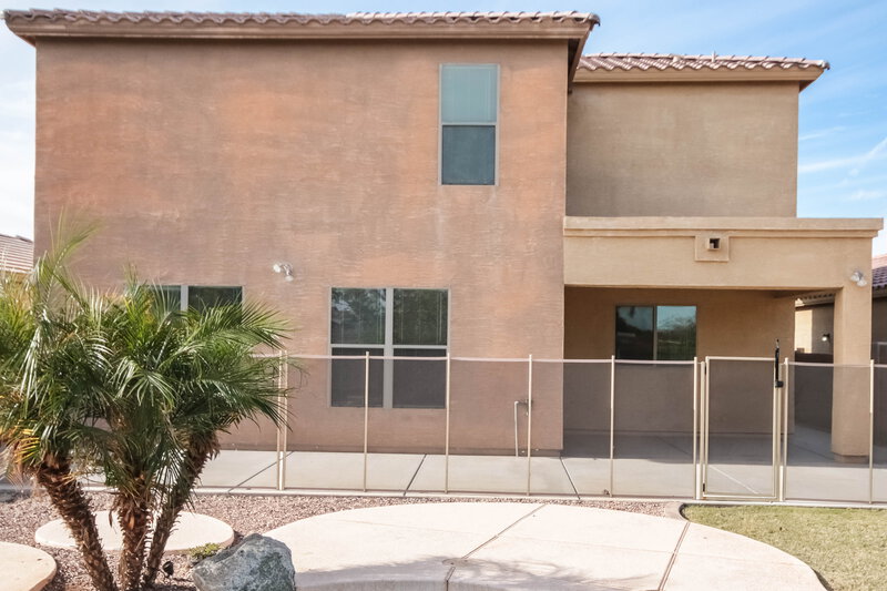 2,640/Mo, 6303 S 43rd Dr Laveen, AZ 85339 Rear View