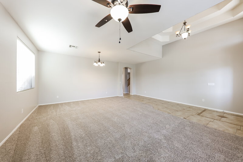 3,040/Mo, 6877 W Briles Rd Peoria, AZ 85383 Living Room View