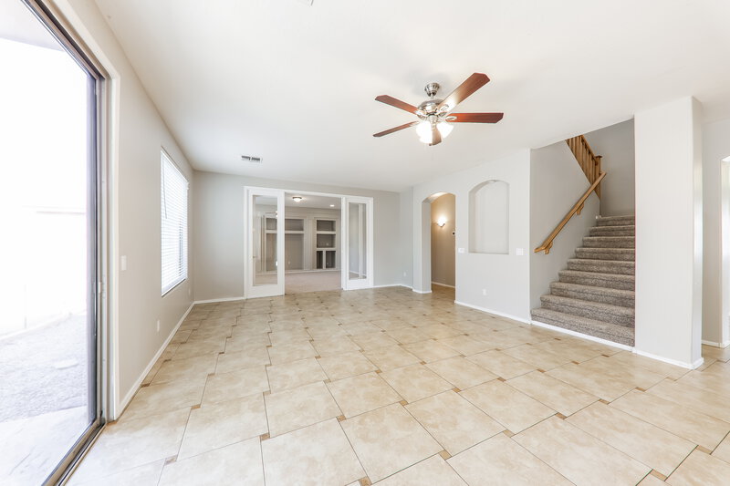 3,040/Mo, 6877 W Briles Rd Peoria, AZ 85383 Family Room View