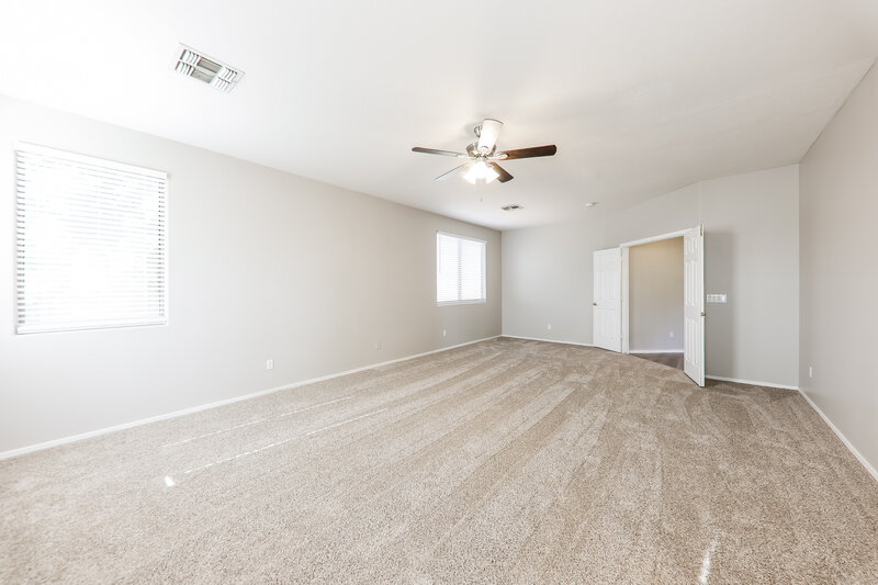 3,040/Mo, 6877 W Briles Rd Peoria, AZ 85383 Main Bedroom View 2
