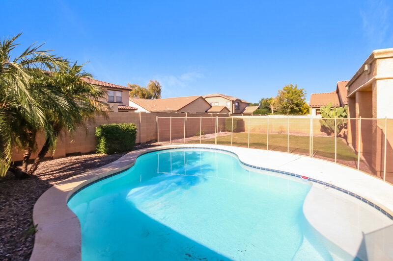 3,135/Mo, 6890 S Pearl Dr Chandler, AZ 85249 Pool View