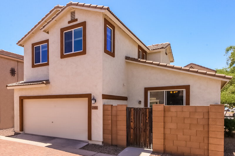 2,140/Mo, 4121 E Oakland St Gilbert, AZ 85295 Rear View