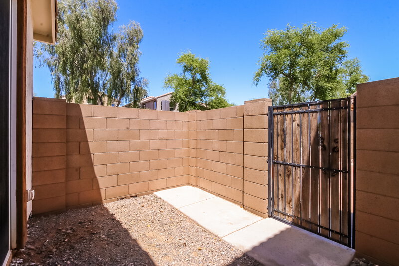 2,140/Mo, 4121 E Oakland St Gilbert, AZ 85295 Rear View 2