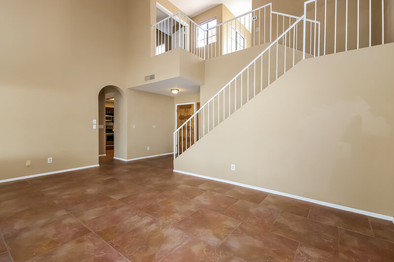 2,510/Mo, 14419 S 43rd Pl Phoenix, AZ 85044 Living Room View