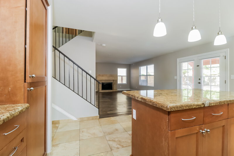 2,915/Mo, 5142 W Piute Ave Glendale, AZ 85308 Kitchen View 2