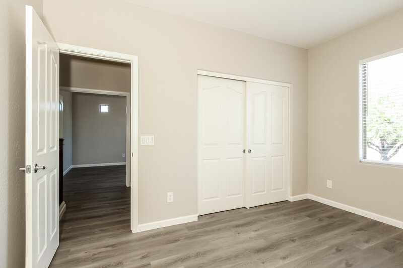 2,460/Mo, 8944 W Grovers Ave Peoria, AZ 85382 Bedroom View
