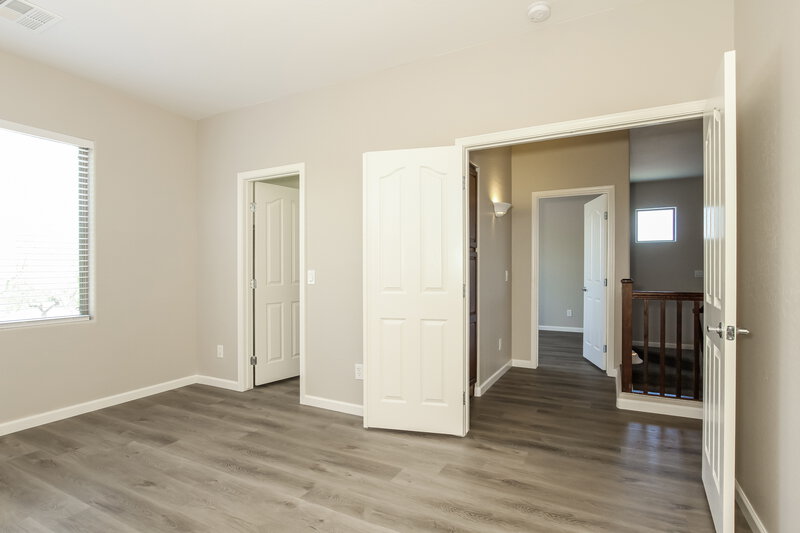 2,460/Mo, 8944 W Grovers Ave Peoria, AZ 85382 Bedroom View 4