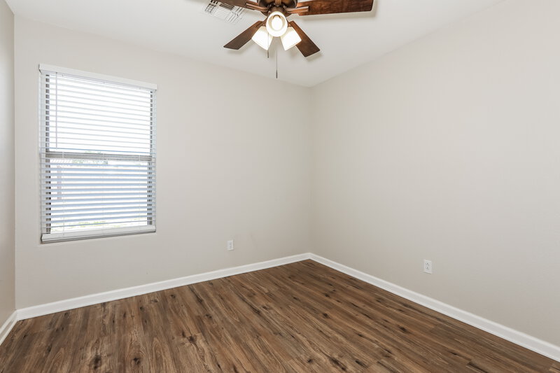 1,695/Mo, 29420 N Blackfoot Daisy Dr San Tan Valley, AZ 85143 Bedroom View 2