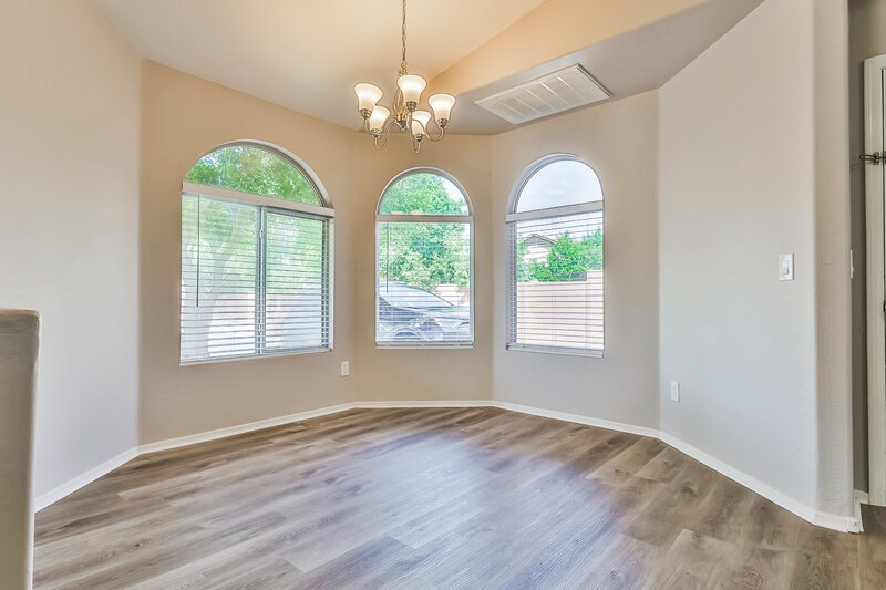1,920/Mo, 115 N Ramada Cir Mesa, AZ 85205 Dining Room View