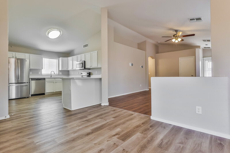 1,920/Mo, 115 N Ramada Cir Mesa, AZ 85205 Dining Room View 2