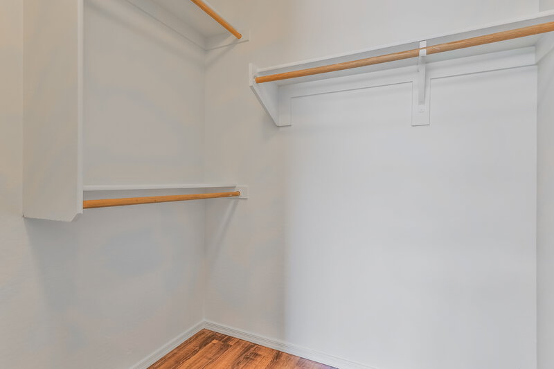 1,920/Mo, 115 N Ramada Cir Mesa, AZ 85205 Walk In Closet View