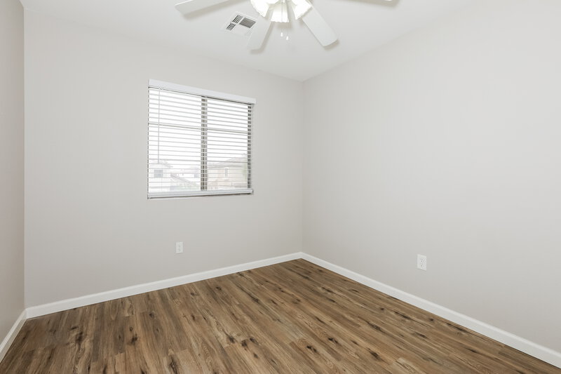 2,280/Mo, 1471 S Red Rock Ct Unit A Gilbert, AZ 85296 Bedroom View 2