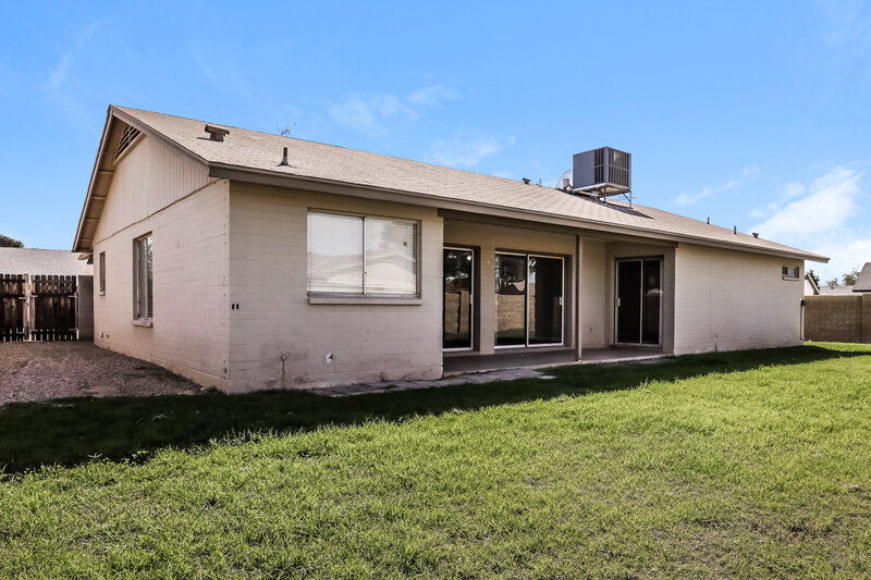 2,250/Mo, 2300 E Chicago St Chandler, AZ 85225 Rear View