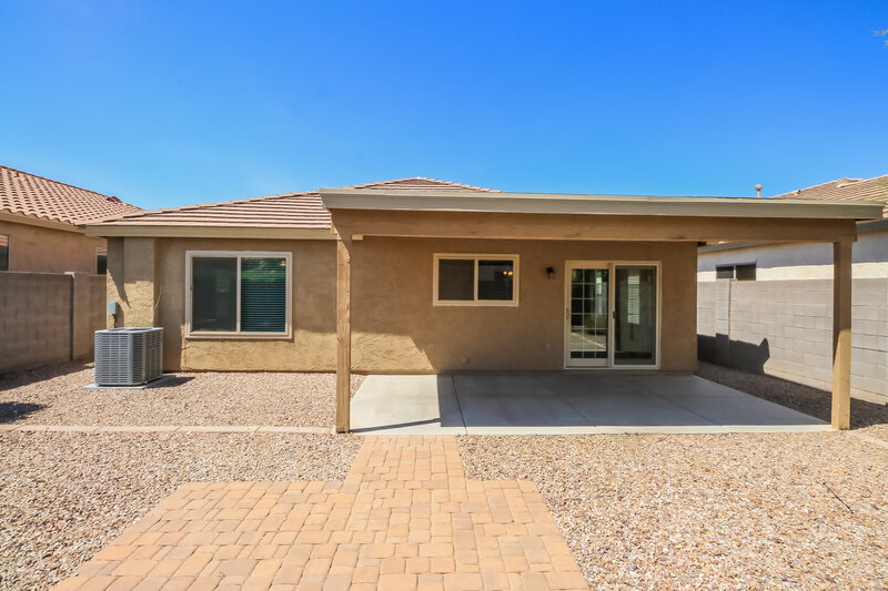 2,660/Mo, 3047 W Dancer Ln San Tan Valley, AZ 85142 Rear View