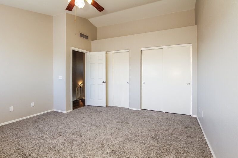 2,800/Mo, 8642 W Alvarado Rd Phoenix, AZ 85037 Main Bedroom View 2
