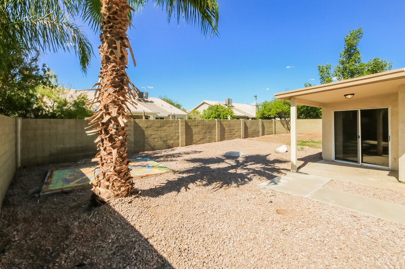 2,550/Mo, 1620 E Golden Ln Chandler, AZ 85225 Rear View 2