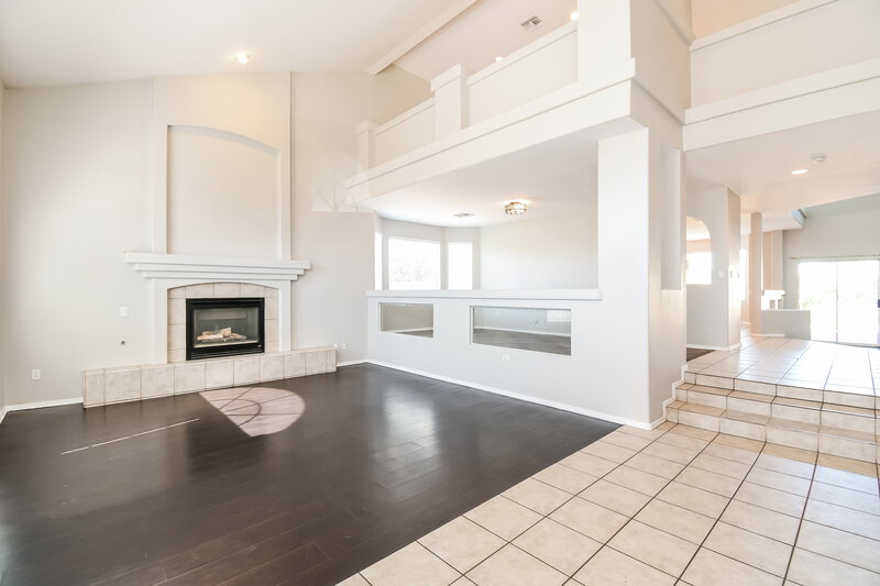 0/Mo, 3796 E Leah Ln Gilbert, AZ 85234 Living Room View
