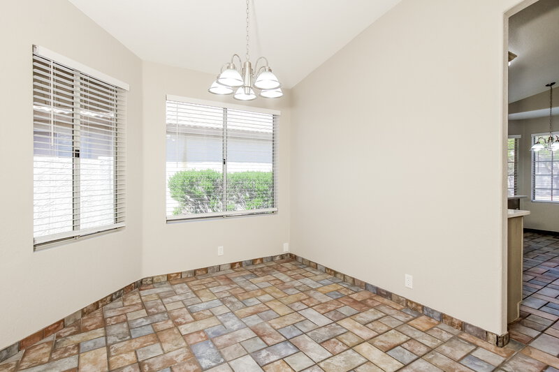 2,410/Mo, 1310 N Blackstone Dr Chandler, AZ 85224 Dining Room View