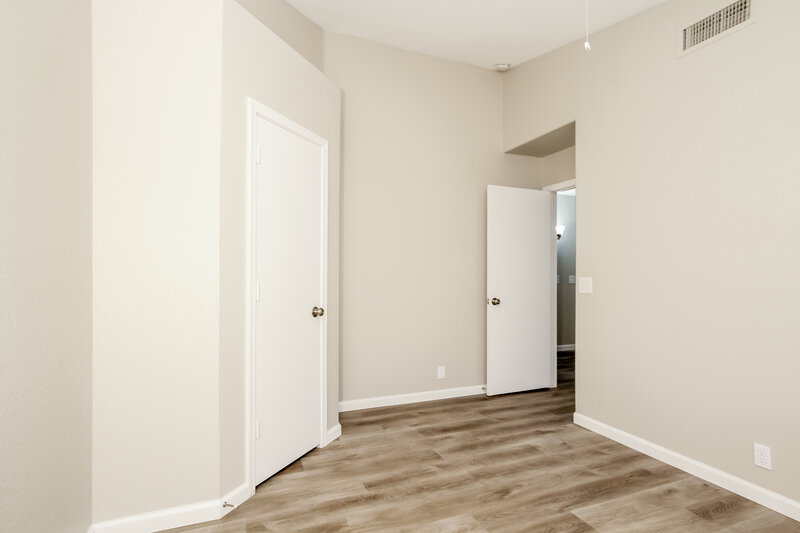 2,410/Mo, 1310 N Blackstone Dr Chandler, AZ 85224 Bedroom View 4