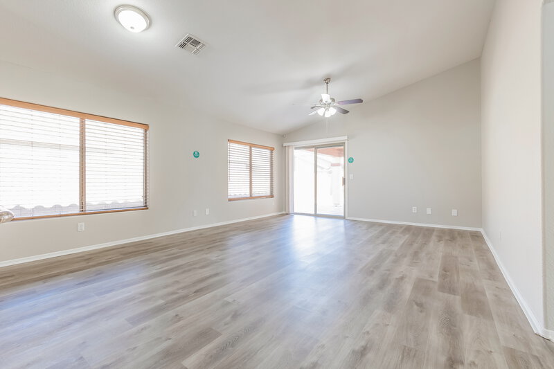 2,415/Mo, 3834 E Longhorn Dr Gilbert, AZ 85297 Living Room View