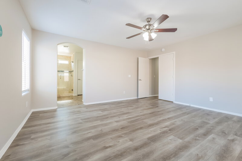 2,415/Mo, 3834 E Longhorn Dr Gilbert, AZ 85297 Main Bedroom View