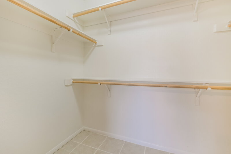 2,195/Mo, 1720 W Chilton St Chandler, AZ 85224 Walk In Closet View