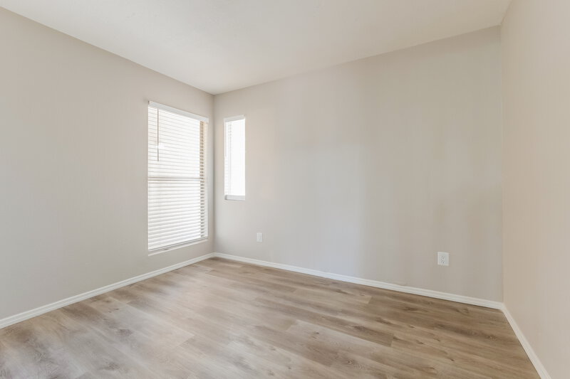 2,195/Mo, 1720 W Chilton St Chandler, AZ 85224 Bedroom View 2