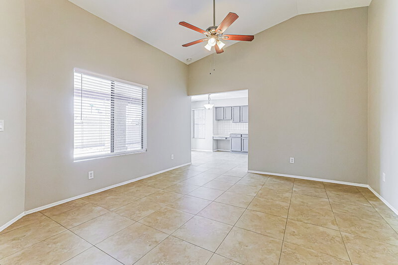 2,285/Mo, 1900 N Jay St Chandler, AZ 85225 Family Room View