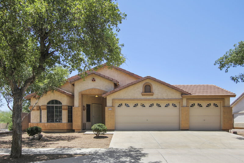 2,280/Mo, 7016 S 22nd Ln Phoenix, AZ 85041 External View