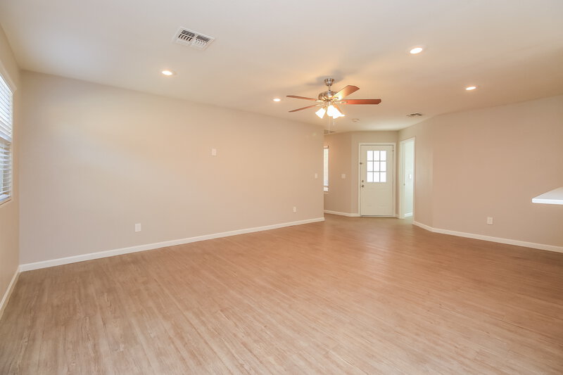 2,450/Mo, 3825 E Frances Ln Gilbert, AZ 85295 Living Room View