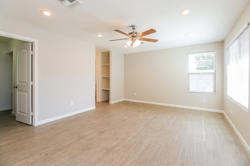 2,450/Mo, 3825 E Frances Ln Gilbert, AZ 85295 Main Bedroom View