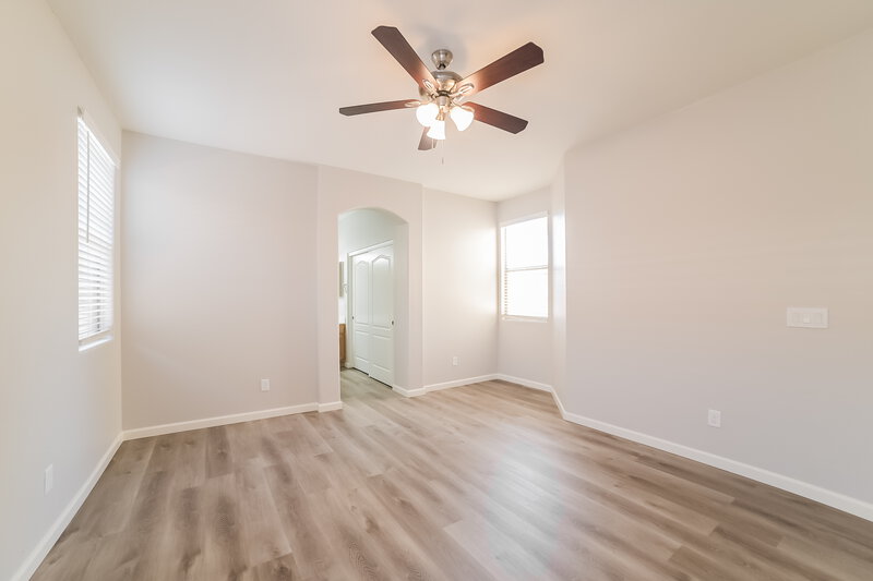 2,050/Mo, 4754 N 126th Dr Litchfield Park, AZ 85340 Main Bedroom View