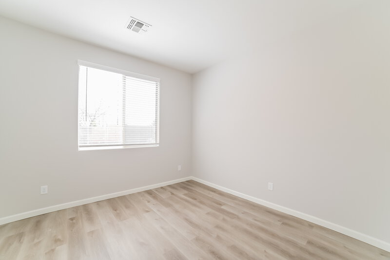2,050/Mo, 4754 N 126th Dr Litchfield Park, AZ 85340 Bedroom View