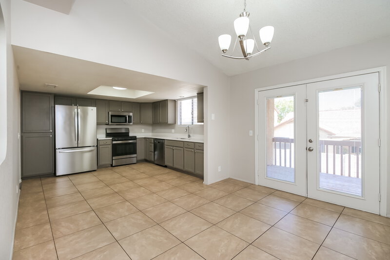 2,685/Mo, 1232 W Riviera Dr Gilbert, AZ 85233 Dining Room View