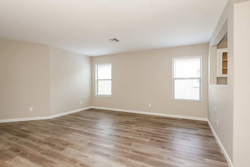 1,870/Mo, 12157 N 151st Dr Surprise, AZ 85379 Living Room View 2