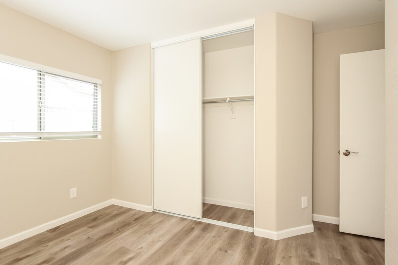 1,870/Mo, 12157 N 151st Dr Surprise, AZ 85379 Bedroom View 2