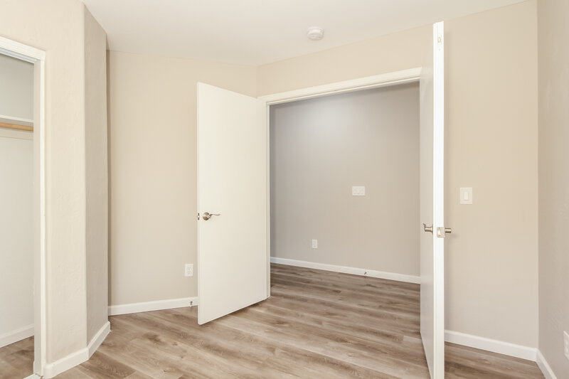 1,870/Mo, 12157 N 151st Dr Surprise, AZ 85379 Bedroom View 4