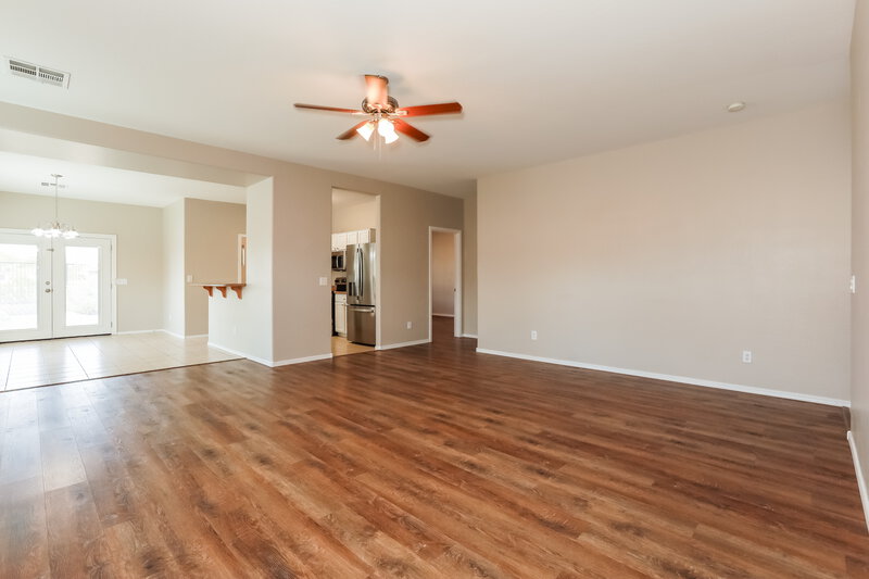 2,080/Mo, 29154 N Gedona Cir San Tan Valley, AZ 85143 Living Room View