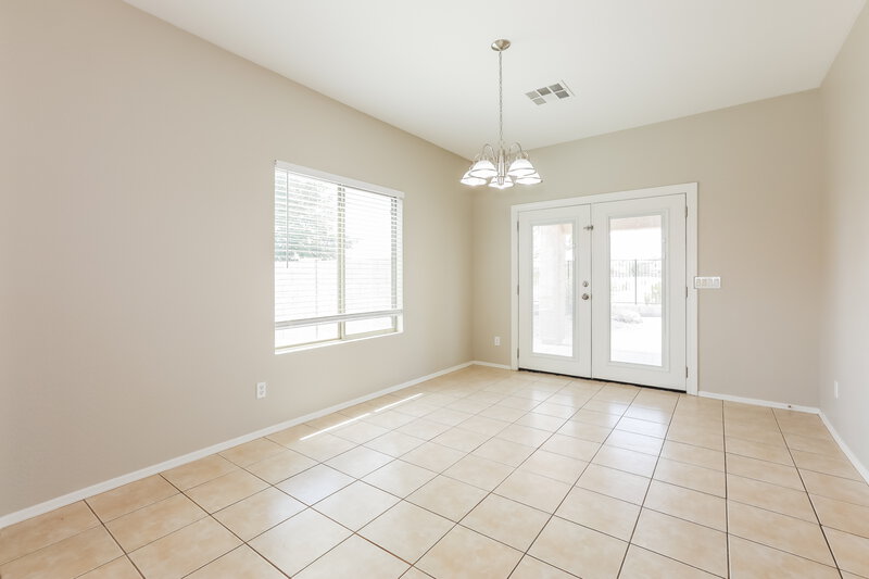 2,080/Mo, 29154 N Gedona Cir San Tan Valley, AZ 85143 Dining Room View
