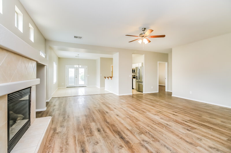 2,060/Mo, 29154 N Gedona Cir San Tan Valley, AZ 85143 Living Room View 3