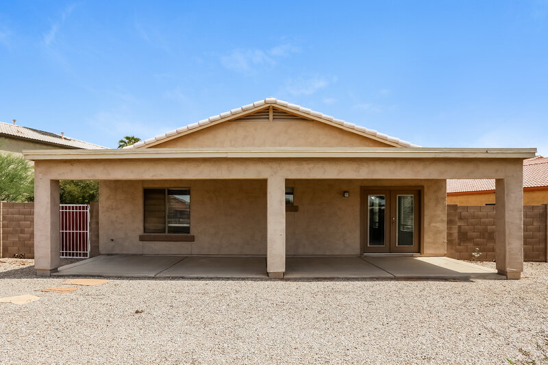 2,080/Mo, 29154 N Gedona Cir San Tan Valley, AZ 85143 Rear View