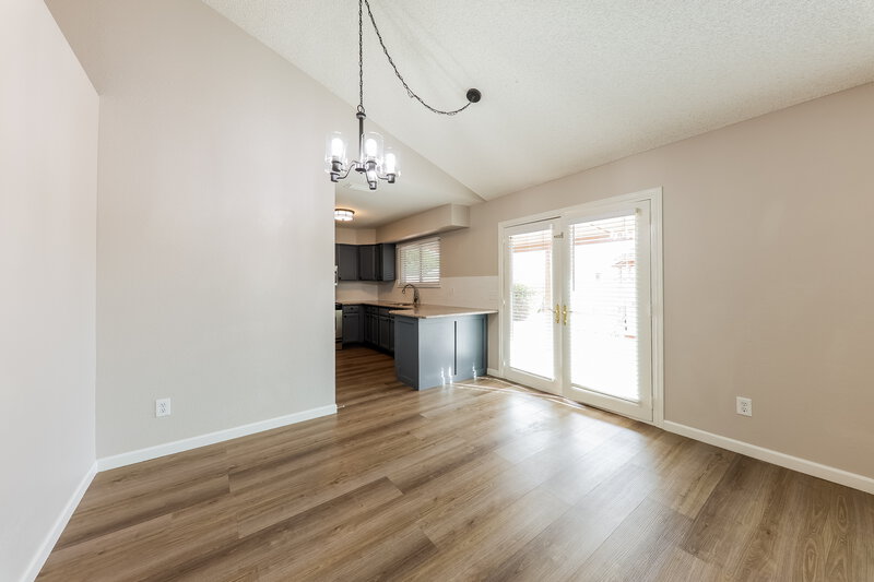 2,410/Mo, 515 W Montoya Ln Phoenix, AZ 85027 Dining Room View