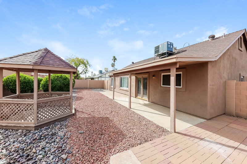 2,410/Mo, 515 W Montoya Ln Phoenix, AZ 85027 Rear View