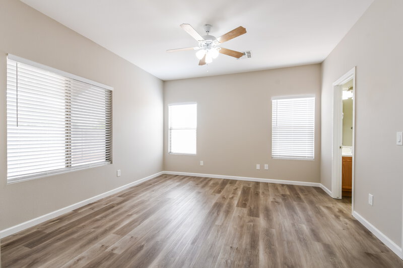 1,985/Mo, 16408 N Naegel Dr Surprise, AZ 85374 Main Bedroom View