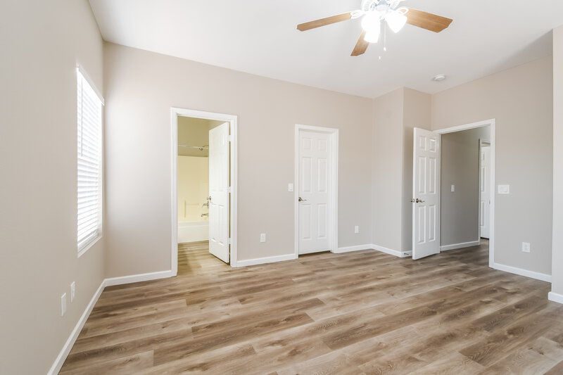 1,985/Mo, 16408 N Naegel Dr Surprise, AZ 85374 Main Bedroom View 2