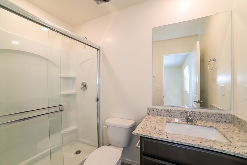 1,720/Mo, 25832 W Samantha Way Buckeye, AZ 85326 Main Bathroom View