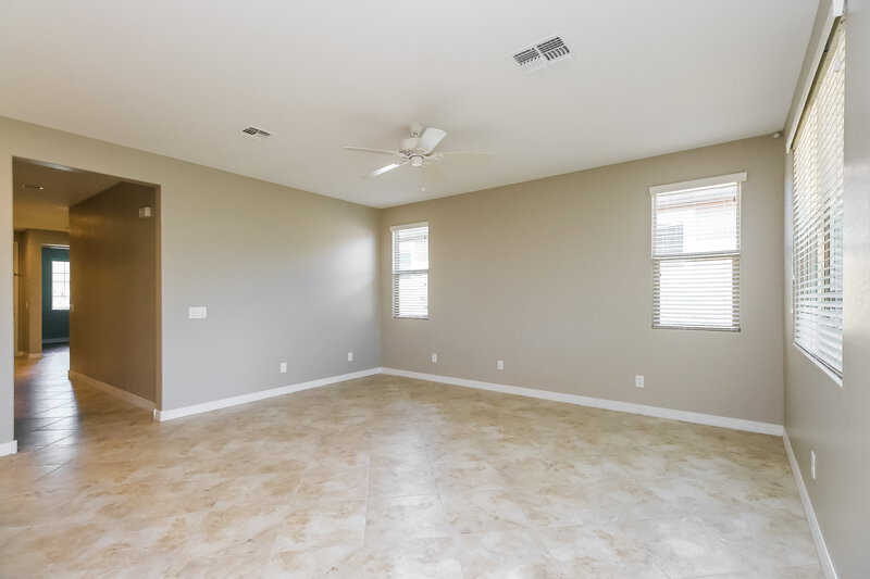 2,005/Mo, 4486 W Kirkland Ave Queen Creek, AZ 85142 Living Room View 3